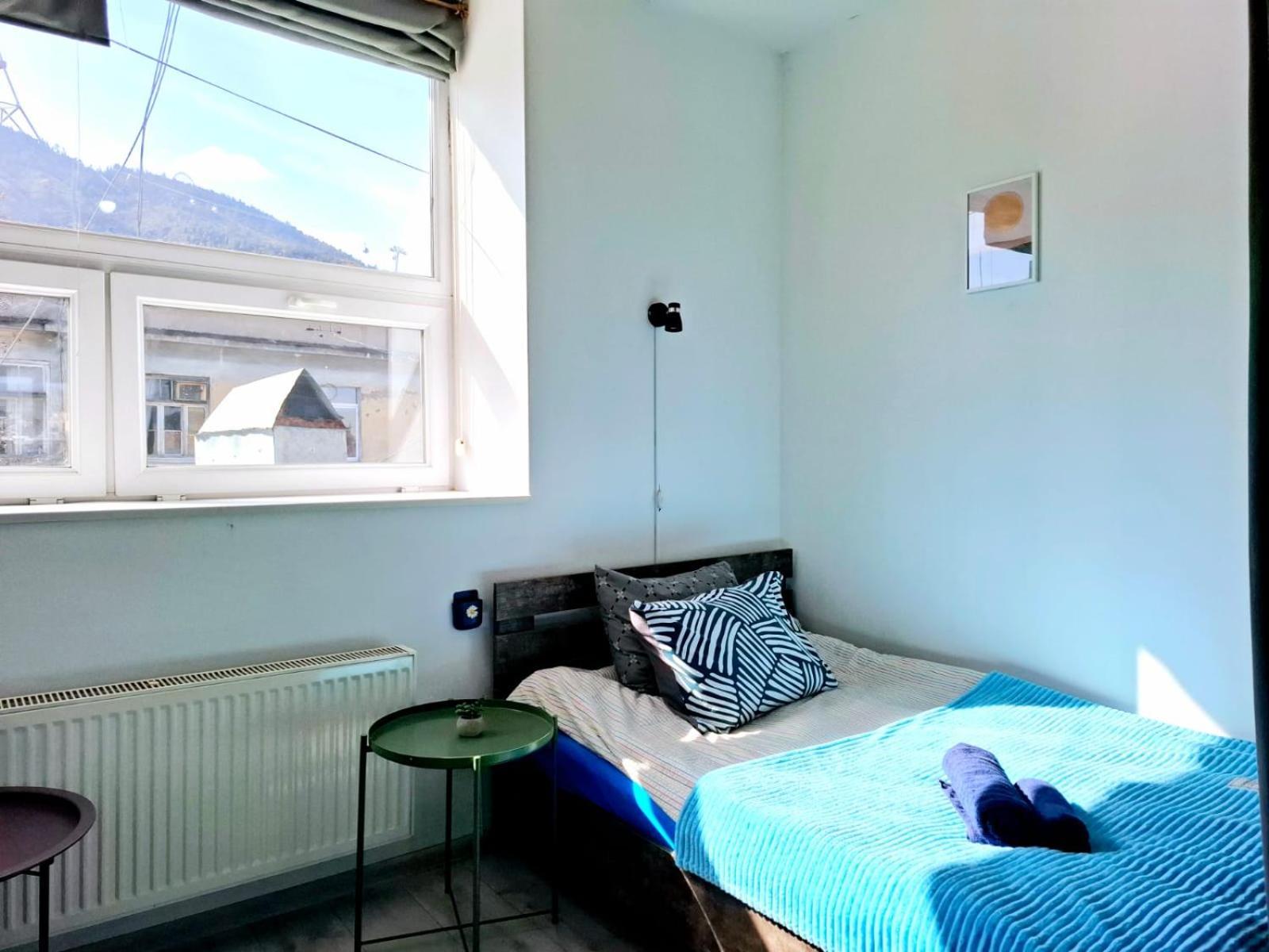 Center Apt. Near Rustaveli Av. * Тбилиси